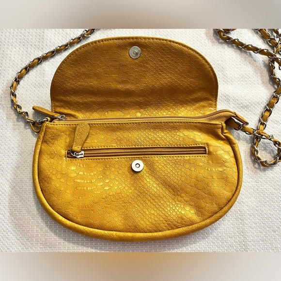 Miche Yellow Crossbody Bag with Braided Strap - Picture 7 of 13